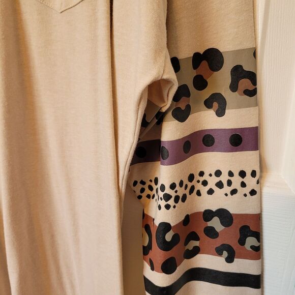 Marley Lilly Top XL Womans Animal Print Oatmeal Stripes Long Sleeve T-shirt - Picture 2 of 11